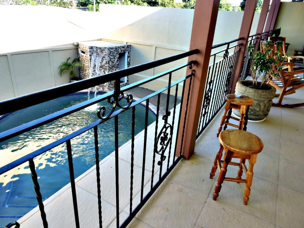 Hotel Xolotlan Managua Exteriör bild